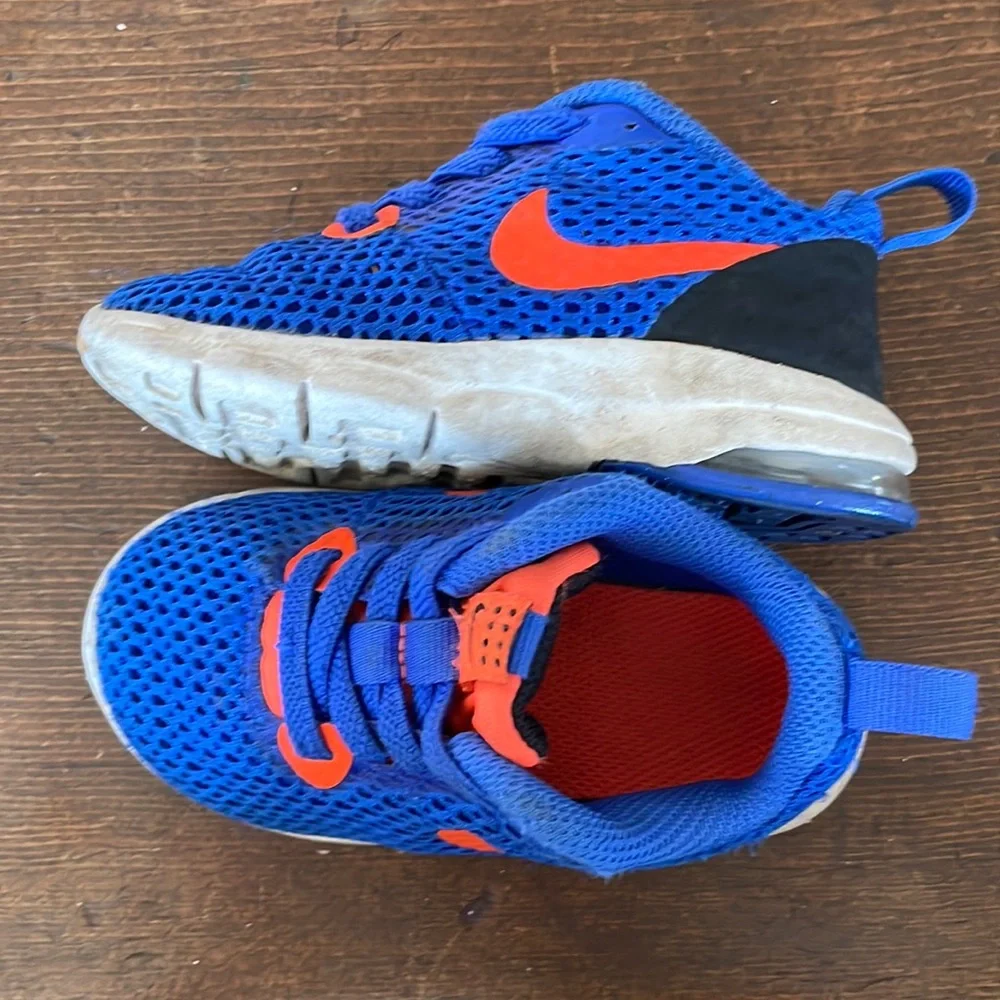 Nike Air Royal blue orange baby sneaks